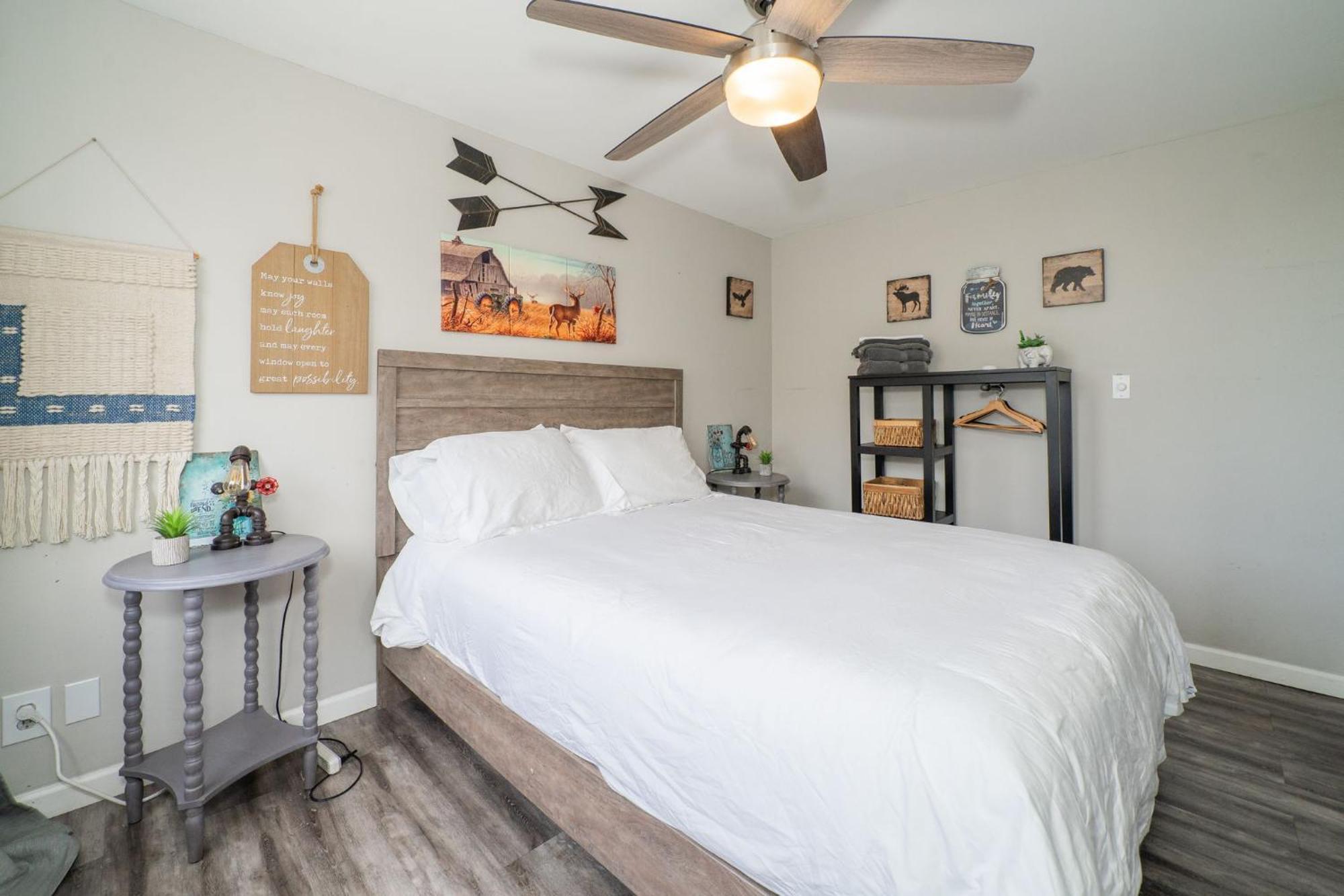 Welcoming Barn, 2 Bedroom & 1 Bath & Parking 애틀랜타 외부 사진